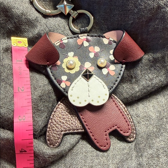 Kate Spade Floral Pup Dog Cherrywood Charm Keychain - Picture 3 of 6